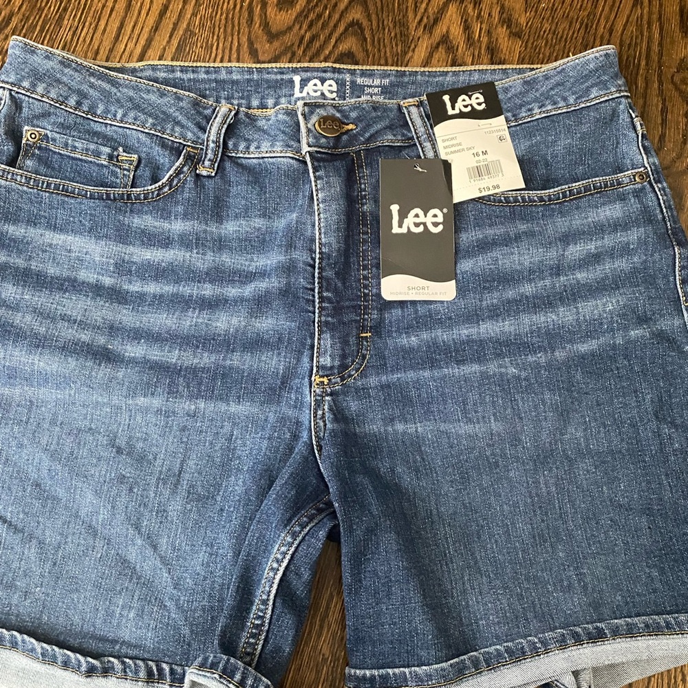 Lee Midrise Regular FitShorts